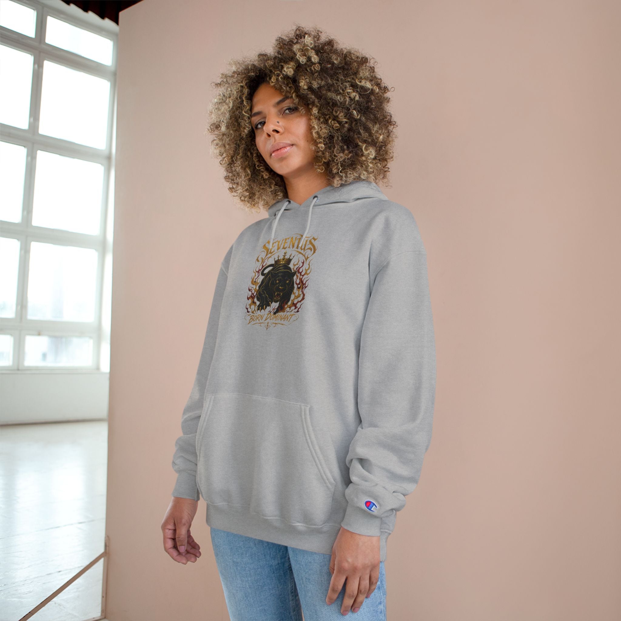 Sudadera con capucha Champion — Sudadera con gráfico de llamas vintage 'Seventus'