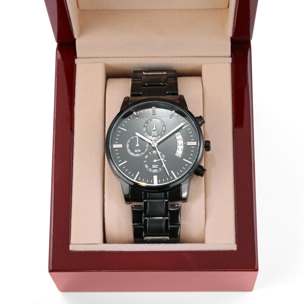 Diseño de logotipo grabado de Seventus, reloj cronógrafo negro